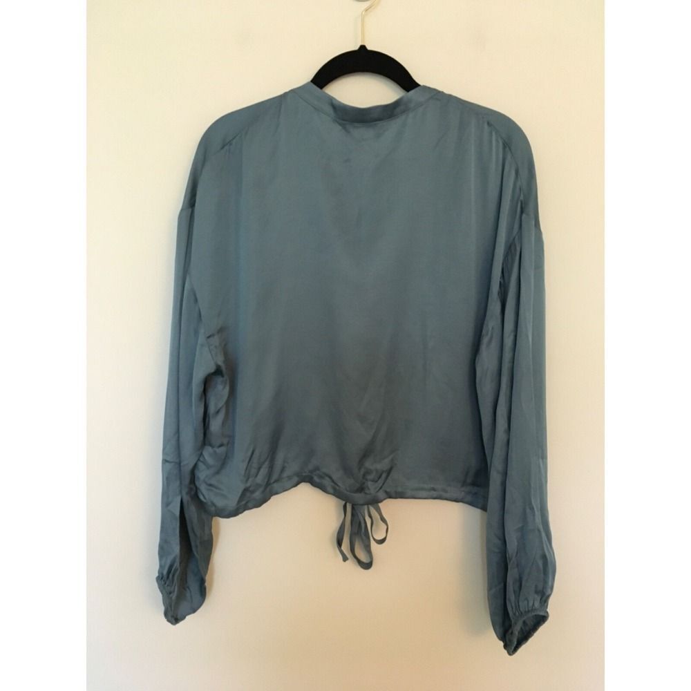 GUESS Womens Long Sleeve Sasha Top Button Up Blouse Sz L Cyclone Blue Tie $89 - Picture 8 of 15